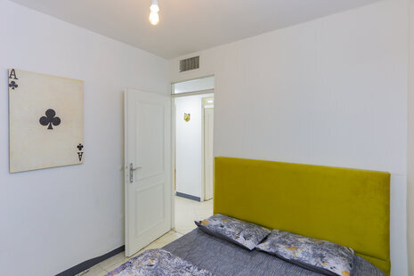 آپارتمان مبله دوخواب کوروش مال 2 در ستاری