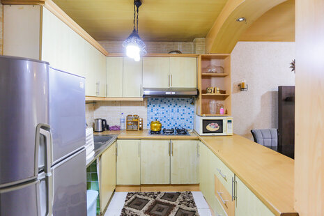 آپارتمان مبله دو خواب باهنر در قشم