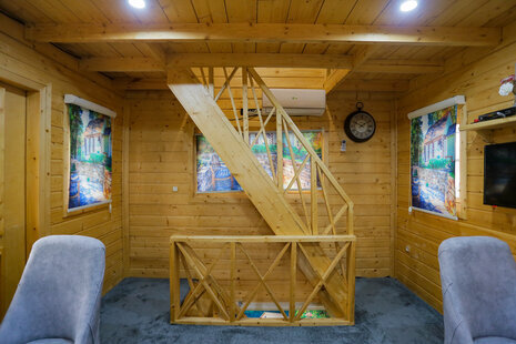 کلبه تریپلکس کلاه فرنگی در مجتمع اقامتی رشت