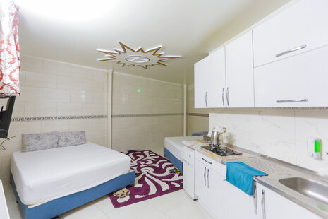 سوئیت 20 متری کلوانی 5 در میدان راه آهن