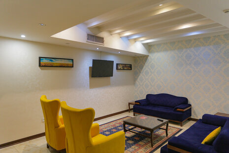 آپارتمان مبله تک خواب واحد 17 در صادقیه