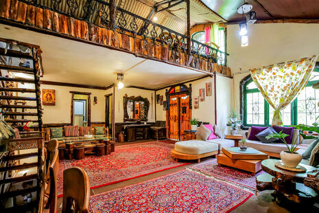 ویلا چوبی دنج در کردان