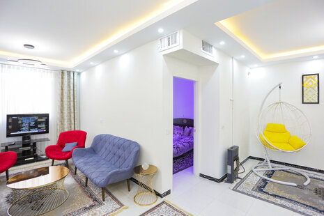 آپارتمان مبله دانشوری 2 در خیابان آذربایجان