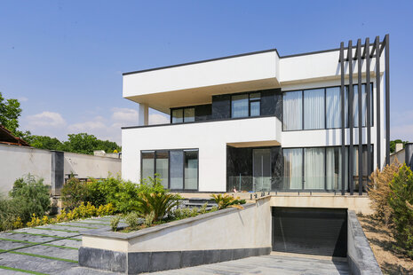 ویلا دوبلکس چهارخواب استخردار نورا در چهارباغ