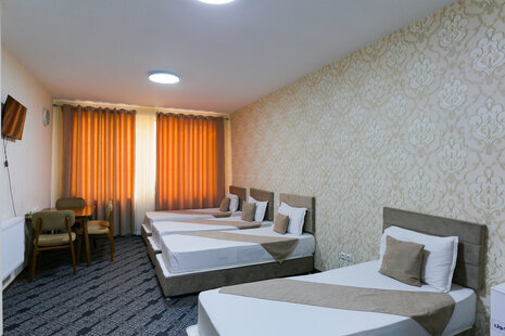 اتاق 4 نفره در هاستل تهران