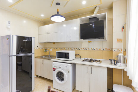 آپارتمان مبله کشاورز 65 متری 2 خواب اکونومی