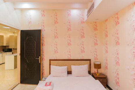 آپارتمان مبله تک خواب  واحد 9 در صادقیه