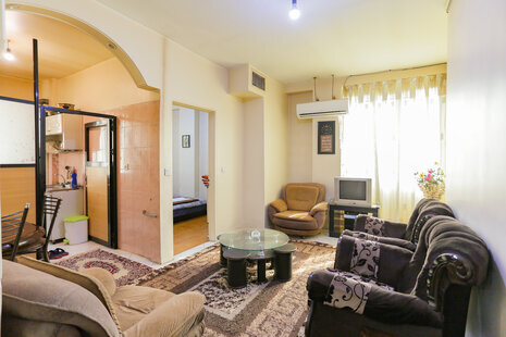 آپارتمان تکخواب واحد 22 در خیابان امام خمینی