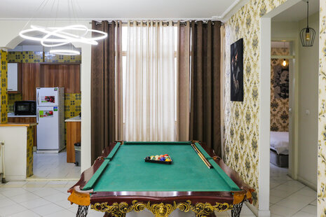 آپارتمان مبله دو خواب در سازمان برنامه 4 با بیلیارد و وان