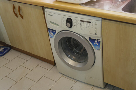 آپارتمان مبله در دریاچه چیتگر