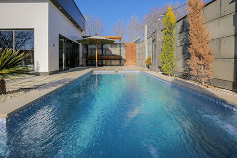 ویلا مدرن لوکس با استخرآبگرم کردان سهیلیه