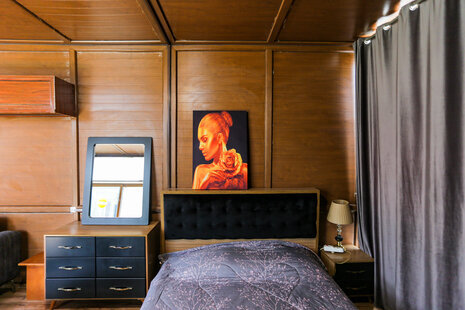 سوئیت مبله روف گاردن دار در سعادت آباد