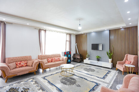 ویلا استخردار دوخواب مبله در چهارباغ