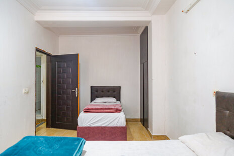 آپارتمان مبله دوخواب 7  امید یک در قشم