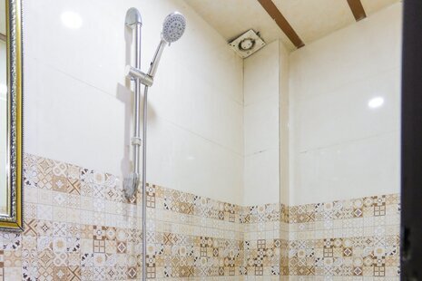 سوئیت 20 متری کلوانی 4 در میدان راه آهن ظرفیت