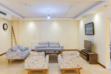 آپارتمان مبله دوخواب در میدان هفت تیر