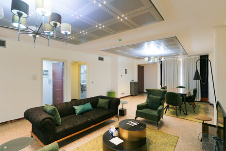 آپارتمان سه خواب لوکس در جردن 12