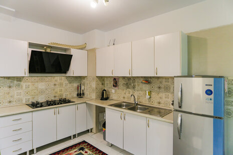 آپارتمان مبله دوخواب جنوبی در شهرک غرب