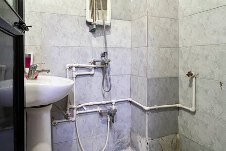 اتاق 3 تخته با سرویس و حمام جدا در بازار بزرگ تهران