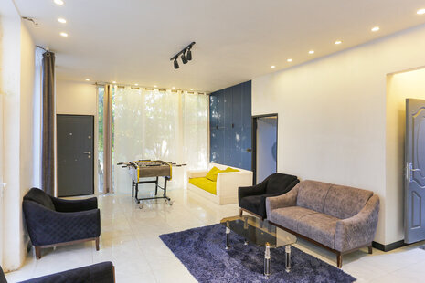 باغ ویلا دو خواب استخردار اسپرلوس 1 در چهارباغ