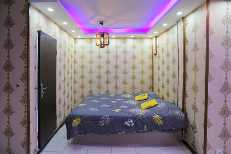 آپارتمان مبله تکخواب طبقه همکف در خیابان جی