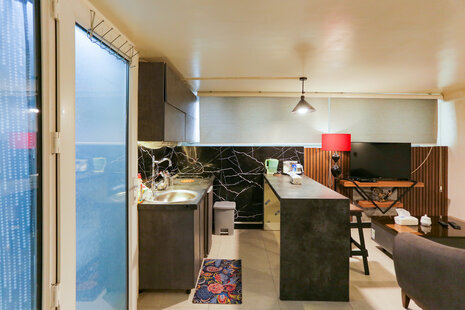 سوئیت جکوزی دار نقلی و لوکس اشرفی اصفهانی کد (09)