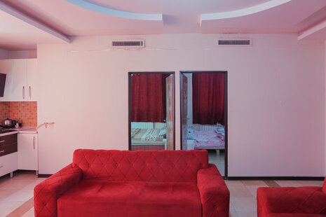 آپارتمان مبله طبقه چهارم در باغ فیض