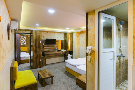 واحد تکخواب 5 نفره در هتل درگهان