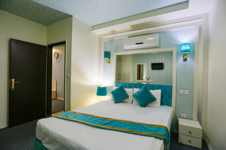 واحد تکخواب(4نفره) درهتل درمشهد