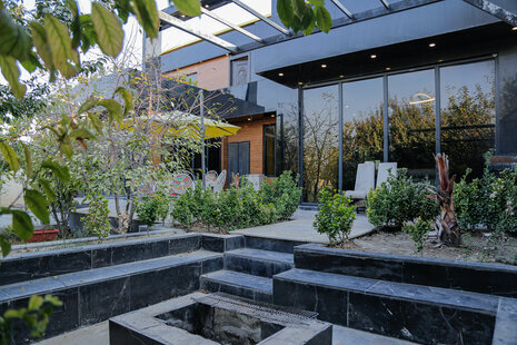 ویلا دوبلکس استخردار سه خواب در چهارباغ