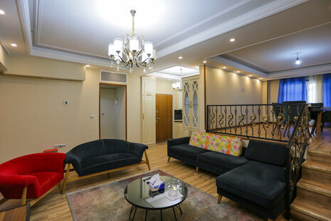 آپارتمان سه خواب مبله در سعادت آباد