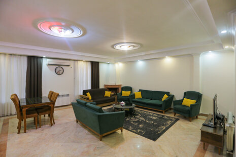 آپارتمان مبله طبقه اول در ونک