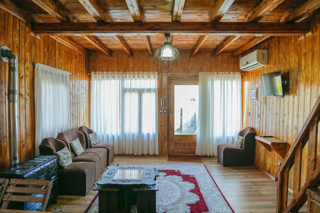 کلبه دوخواب چوبی آریسا در رامسر