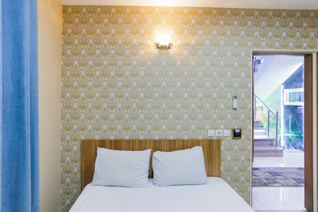 واحد دو نفره در هتل در خیابان پانزده خرداد