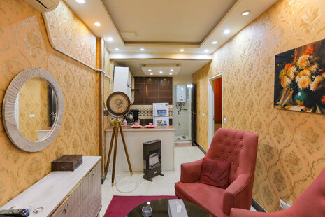 آپارتمان تکخواب طبقه دوم در خیابان جی