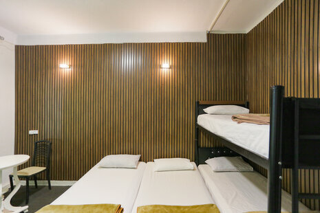 سوئیت اسلامی واحد 301 در بلوار کشاورز