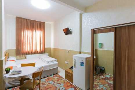 اتاق 201 صدریه در مهمانپذیر میدان خراسان