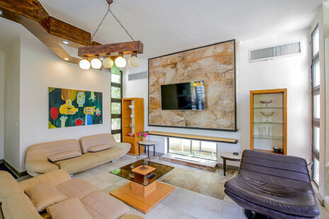 ویلا دوبلکس سه خواب مبله در چهارباغ