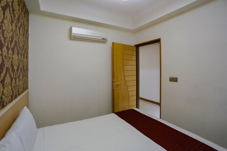 اتاق (4نفره) در هتل آپارتمان در مشهد