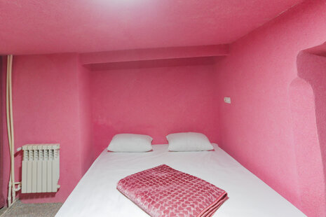 واحد دو نفره 201 در مسافرخانه میدان فردوسی