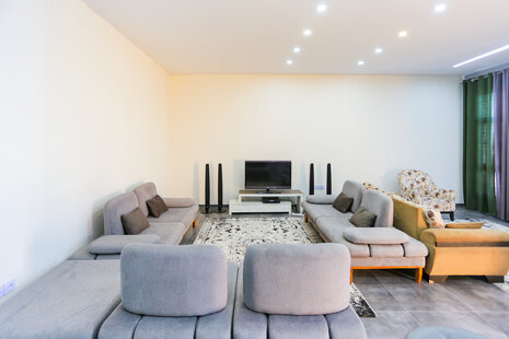 ویلا استخردار باغ بهشت 22 دوخواب در چهارباغ