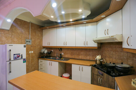 آپارتمان مبله طبقه اول در ونک