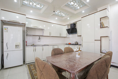 ویلا استخردار روبازدر سنقرآباد چهارباغ