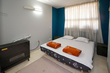 واحد (4) یک خواب در خانه مسافر اصفهان