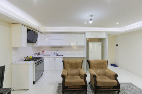 آپارتمان مبله دوخواب آگور 4 در میدان حر