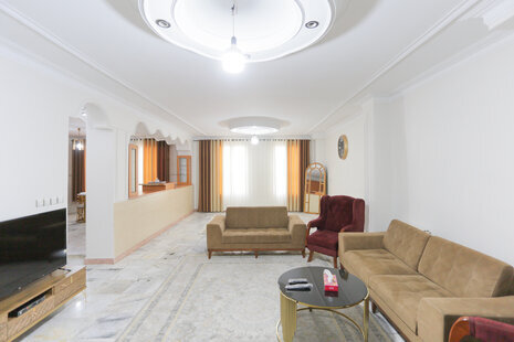 آپارتمان مبله سه خواب در شهرک گلستان