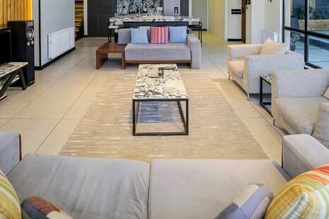 ویلا دوبلکس مدرن استخر آبگرم در کردان