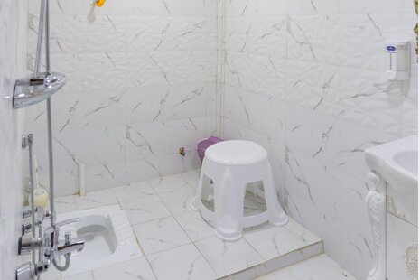 سوئیت 20 متری کلوانی 5 در میدان راه آهن