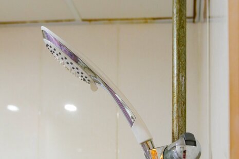 اتاق دونفره با سرویس ایرانی در هتل تهران