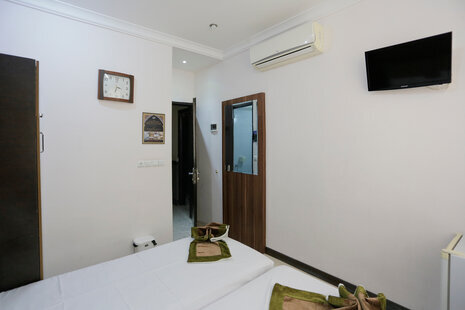 اتاق 2نفره در هتل آپارتمان در مشهد